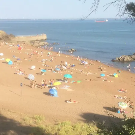 Studio Neuf A 150m Plage